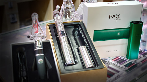 Tobacco Shop «Vape & Smoke Shop - Pines», reviews and photos, 2072 N University Dr, Pembroke Pines, FL 33024, USA