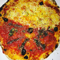 Pizza du Livraison de pizzas Pizzeria Les Goums à Aubagne - n°14