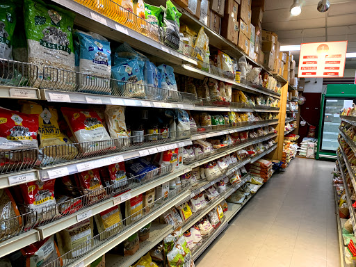 Indian Grocery Store «Shalimar Grocery», reviews and photos, 16541 Redmond Way, Redmond, WA 98052, USA