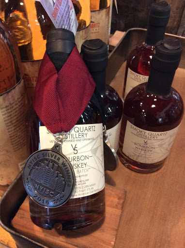 Liquor Store «Smoky Quartz Distillery», reviews and photos, 894 Lafayette Rd, Seabrook, NH 03874, USA