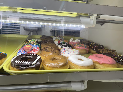 Donut Shop «Park Place Donuts», reviews and photos, 4515 Matlock Rd # 115, Arlington, TX 76018, USA
