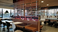Atmosphère du Restauration rapide McDonald's à Quiévrechain - n°7