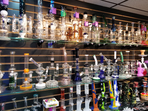 Vaporizer Store «Kloud King Smoke Shop», reviews and photos, 957 Broadway, Everett, MA 02149, USA