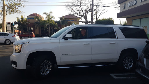 Wine Store «Lou Wine Shop natural + unusual wine Los Angeles», reviews and photos, 1911 Hillhurst Ave, Los Angeles, CA 90027, USA