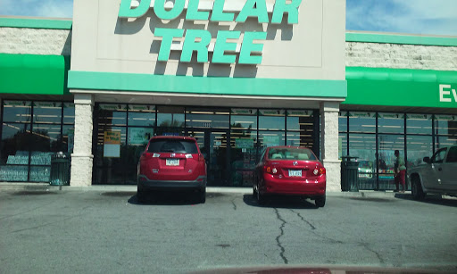 Dollar Store «Dollar Tree», reviews and photos, 3300 Ferncliff Ave NW, Roanoke, VA 24017, USA
