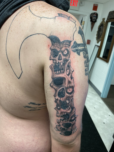 Explore sloth tattoo ideas, creative tattoo ideas in Orland, available at K1LL3R ARTW0RK