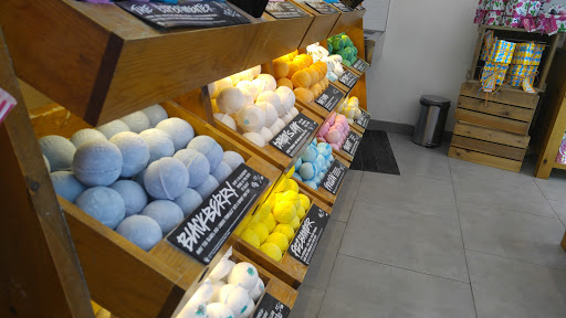 Movie Theater «AMC Universal CityWalk 19 with IMAX (Los Angeles)», reviews and photos, 100 Universal City Plaza, Universal City, CA 91608, USA