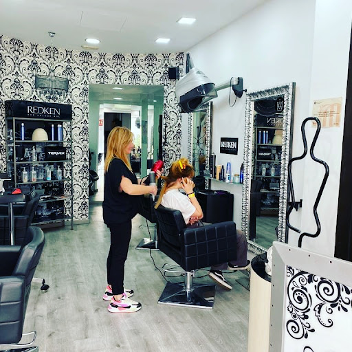 Veronica Delgado Perruqueria en Badalona, Barcelona