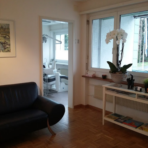 Praxis für Dentalhygiene Raisle Caroline - Kloten