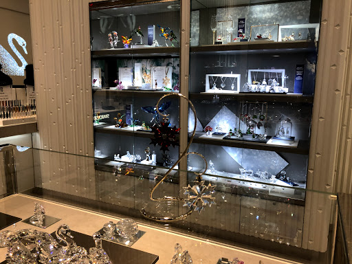Jewelry Store «Swarovski», reviews and photos, 1421 Walnut St, Philadelphia, PA 19102, USA