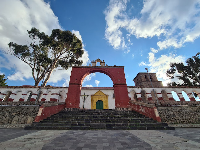 Opiniones de Catedral de Chucuito en Chucuito - Iglesia