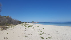 Foto van Quindalup Beach met recht en lang