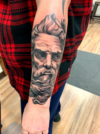 Tattoo Shop «Aggression Tattoo», reviews and photos, 3690 Lehigh St #3c, Whitehall, PA 18052, USA