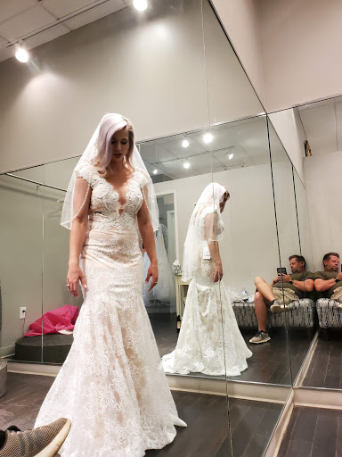 Bridal Shop «Pomp & Pageantry Bridal and Formal», reviews and photos, 7309 S Western Ave, Oklahoma City, OK 73139, USA