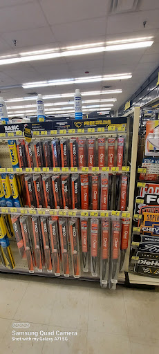 Auto Parts Store «Advance Auto Parts», reviews and photos, 1387 Lee St #400, Des Plaines, IL 60018, USA