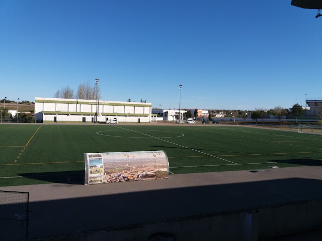 Avaliações doEstádio Municipal Dinis Serrano em Elvas - Campo de futebol