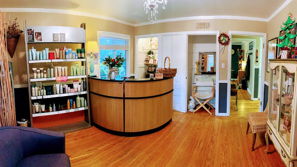 Roots Hair Studio 95482