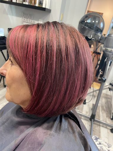 Beauty Salon «Green Envy Aveda Salon & Spa», reviews and photos, 345 Amherst St, Nashua, NH 03063, USA