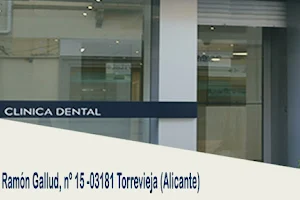 Clínica Dental Dr. Roberto Freund image