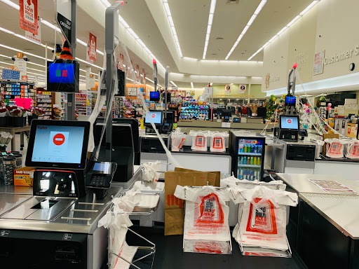 Supermarket «Hy-Vee», reviews and photos, 7101 University Ave, Windsor Heights, IA 50324, USA