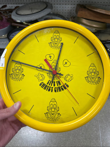 Thrift Store «Goodwill Retail Store of Florissant», reviews and photos, 472 Lindbergh Blvd, Florissant, MO 63031, USA