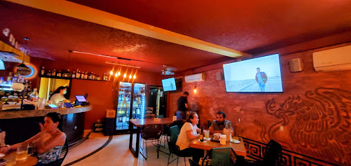 Zapata Antojeria y Bar
