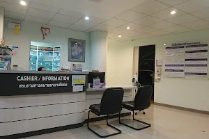 Dental Department Mission Hospital Phuket image