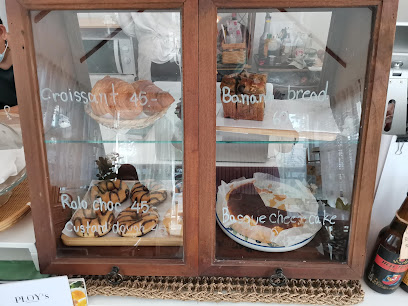 Ploy’s coffee and bakery (ในซอยราษฎร์บูรณะ 5)