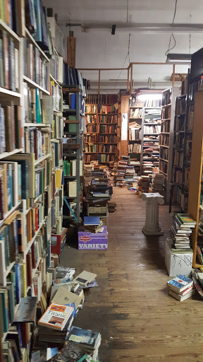 Book Store «Port Richmond Books», reviews and photos, 3037 Richmond St, Philadelphia, PA 19134, USA