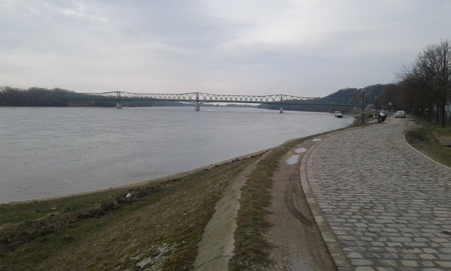 Értékelések erről a helyről: Dunaföldvári Vén Duna Egyesület, Dunaföldvár - Szórakozóhely