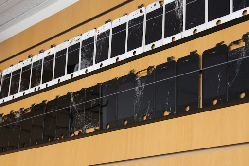 Electronics Repair Shop «Cell Spot Cell Phone Repair», reviews and photos, 1622 Edinger Ave E, Tustin, CA 92780, USA