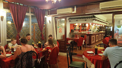 Joseph,s Curry Hut - C. Salvador Allende, 60, 29620 Torremolinos, Málaga, Spain