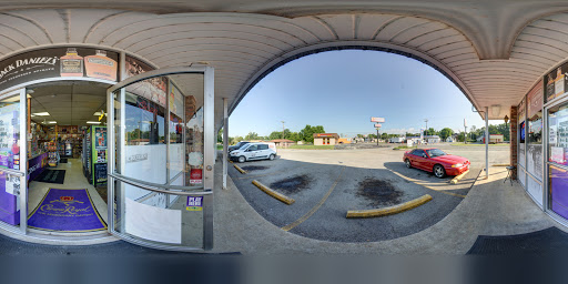 Liquor Store «Highway 64 Liquor Store», reviews and photos, 331 W College St, Pulaski, TN 38478, USA