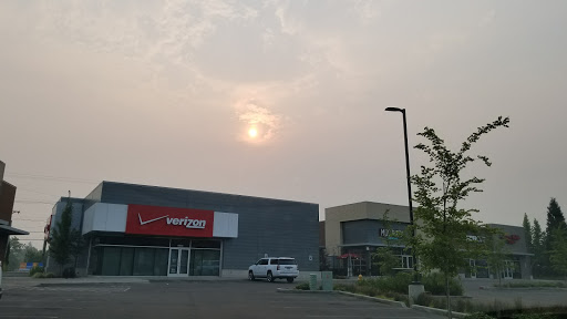 Cell Phone Store «Verizon», reviews and photos, 4415 Commercial St SE, Salem, OR 97302, USA