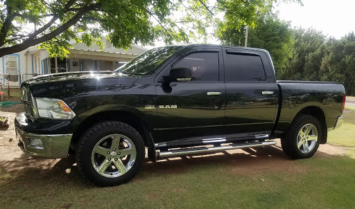 Auto Body Shop «Brighton Auto Tint & Detail», reviews and photos, 880 N 9th Ave, Brighton, CO 80601, USA