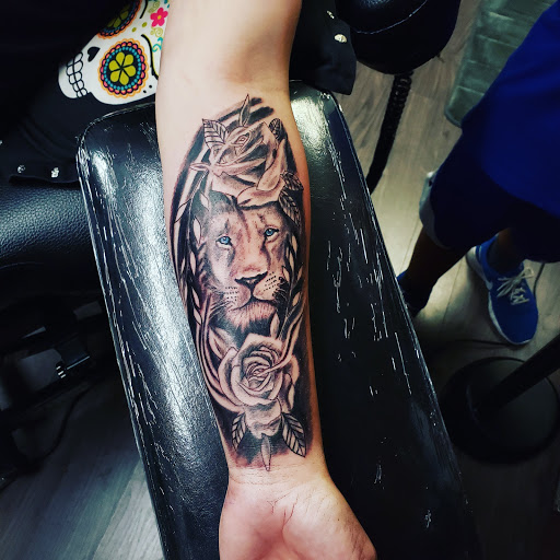 Explore back tattoo ideas men, creative tattoo ideas in Keansburg, available at Attractive Tattoo New Jersey Body Jewelry Outlet