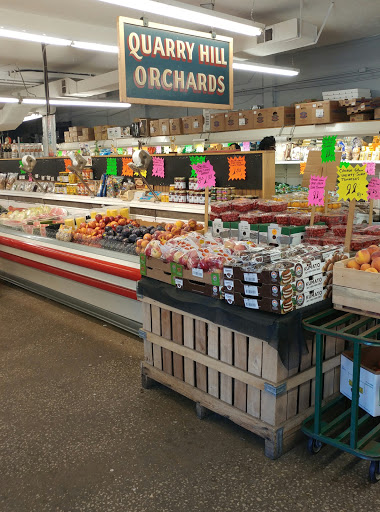 Produce Market «Farmer Jones Indoor Market», reviews and photos, 16701 Broadway Ave, Cleveland, OH 44137, USA