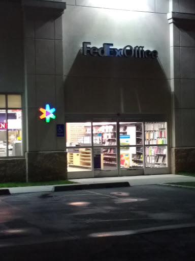 Print Shop «FedEx Office Print & Ship Center», reviews and photos, 155 State St, Orem, UT 84058, USA