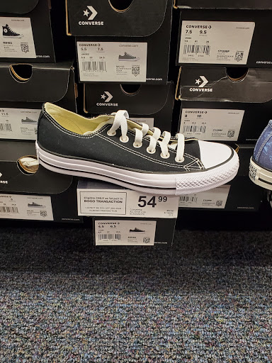 Shoe Store «Rack Room Shoes», reviews and photos, 4744 Valley View Blvd NW, Roanoke, VA 24012, USA