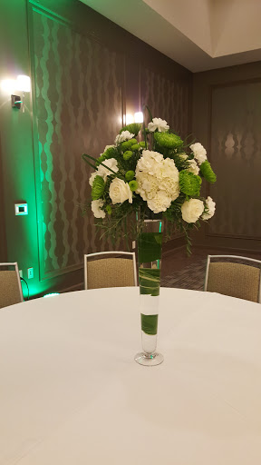 Florist «Shananne Cain Florist Inc», reviews and photos, 123 N Central Ave, Umatilla, FL 32784, USA