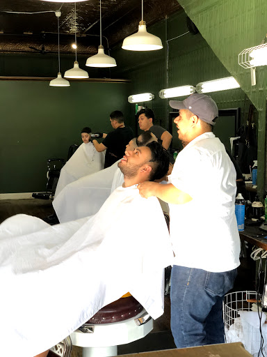Barber Shop «Barkers Barbershop», reviews and photos, 818 W 18th St, Chicago, IL 60608, USA