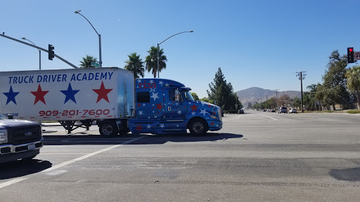 Self-Storage Facility «Fontana Self Storage», reviews and photos, 10533 Beech Ave, Fontana, CA 92337, USA