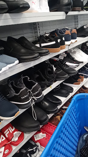 Clothing Store «Ross Dress for Less», reviews and photos, 1299 Colusa Ave, Yuba City, CA 95991, USA