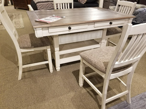 Furniture Store «Furniture Deals», reviews and photos, 14121 US-40, Kansas City, MO 64136, USA