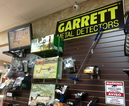 Pawn Shop «Pine Ridge Pawn & Jewelry», reviews and photos, 2033 Pine Ridge Rd #4, Naples, FL 34109, USA