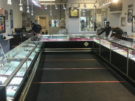 Watch Repair Service «Golden Jewelers - Memphis», reviews and photos, 2926 Lamar Ave, Memphis, TN 38114, USA