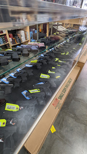 Pawn Shop «AAA Pawnbrokers of North Miami», reviews and photos, 14010 W Dixie Hwy, North Miami, FL 33161, USA