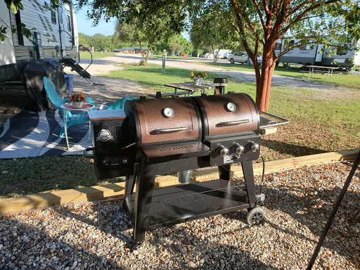 Sporting Goods Store «Academy Sports + Outdoors», reviews and photos, 1414 N Loop 336 W, Conroe, TX 77304, USA