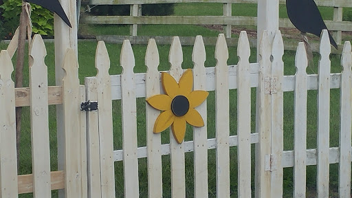 Craft Store «Honeysuckle Trail Country Craft», reviews and photos, 284 Barnsley Rd, Oxford, PA 19363, USA