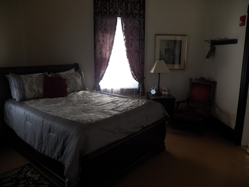 Hotel «Grand Victorian Inn», reviews and photos, 5 Old Dixie Hwy, Park City, KY 42160, USA